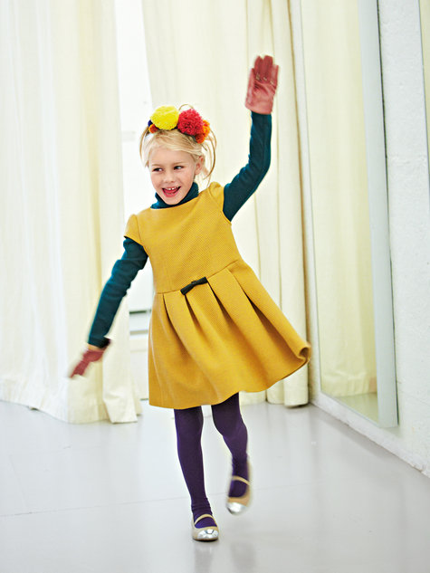 แพทเทิร์นเด็ก เดรสคอกลม แขนหมวก กระโปรงทวิส ซิปหลัง