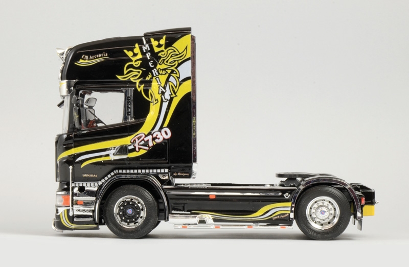 1/24 Scania R730 V8 Topline “Imperial”