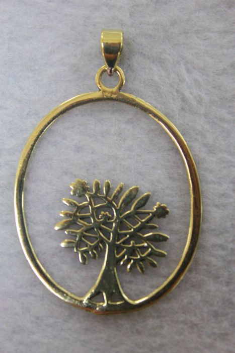จี้ต้นไม้แห่งชีวิตฉลุลายโปร่ง(Tree of life )