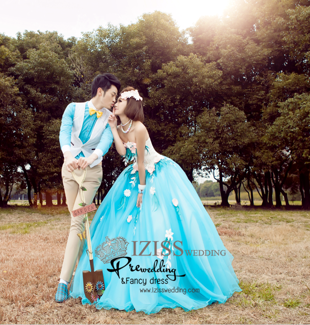 ***พรีออเดอร์***ชุดคู่ถ่ายพรีเวดดิ้ง (prewedding dress) & ชุดแต่งงานแฟนซี (Fancy wedding dress)ชายหญิง "ธีมสีฟ้า-ขาว"