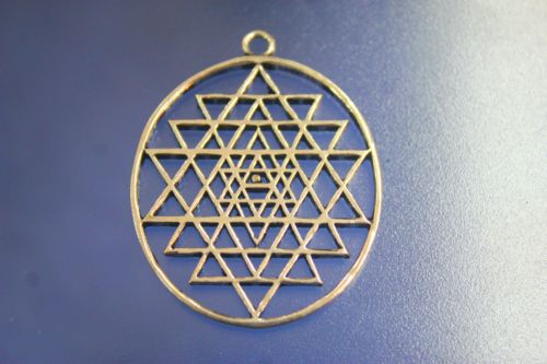 จี้ศรีจักรายันตรา (Sri Chakra Yantram)