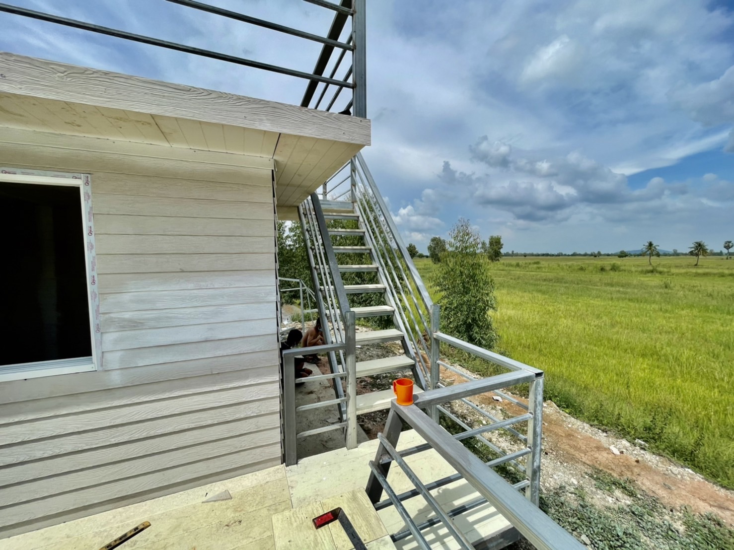 บ้านกังหันลม ขนาดกว่า 50 ตารางเมตร ใหม่ล่าสุด กังหันหมุนได้จริง