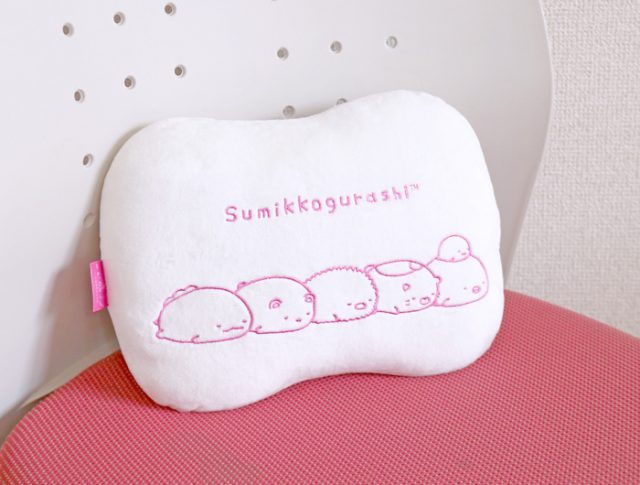 หมอนอิง Sumikko Gurashi (มีกล่อง)