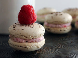 สูตรและวิธีทำมาการองไส้ราสเบอร์รี่ Mascarpone