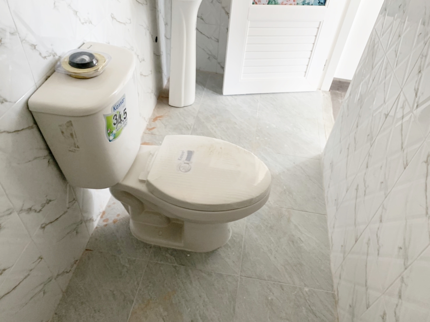 บ้านน็อคดาวน์ ขนาด 4*6 เมตร 1 ห้องนอน 1 ห้องโถง 1 ห้องน้ำ ราคา 320,000 บาท