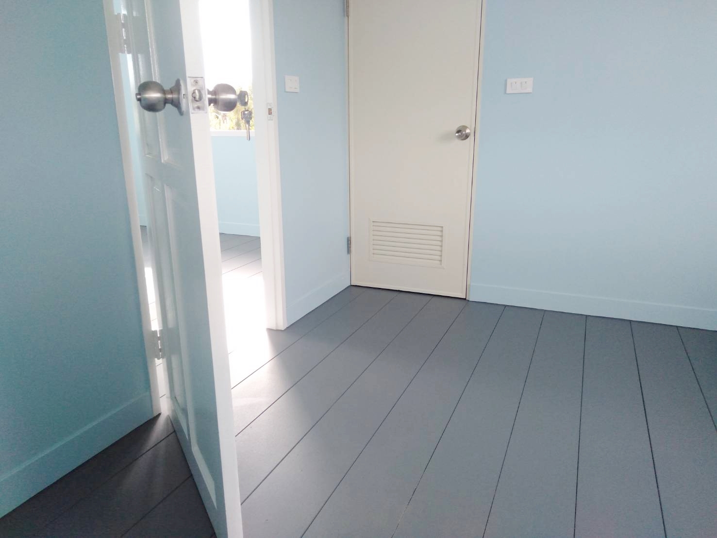 บ้านน็อกดาวน์โครงสร้างเหล็ก ขนาด 4*6 เมตร พร้อมระเบียง ขนาด 2*3 เมตร