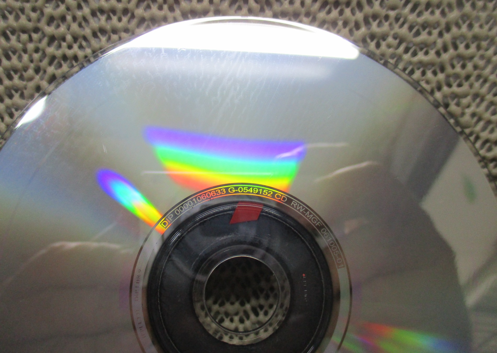 ซีดีเพลงไทยสากล STER อัลบั้ม BEHIND // ปกสวย แผ่นสวย มีรอยนิดเดียว