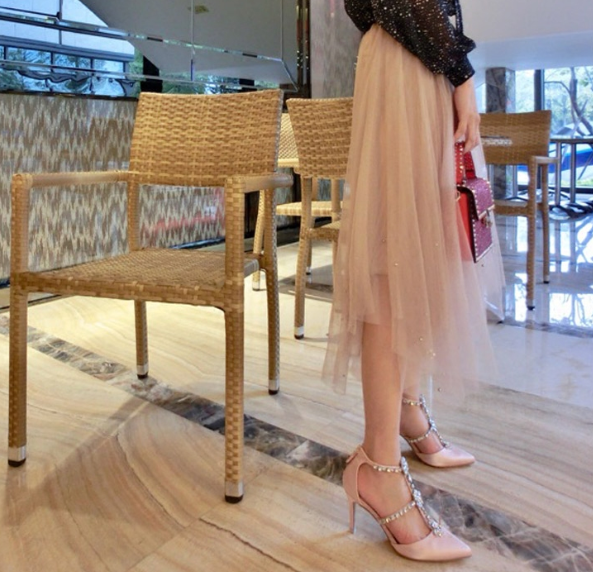 รองเท้าส้นสูงปลายแหลมแต่งคริสตัลสุดหรูสีเงิน/ชมพู ไซต์ 34-39 (เท้าอวบ/หน้าเท้ากว้าง +เพิ่ม 1 ไซต์ )