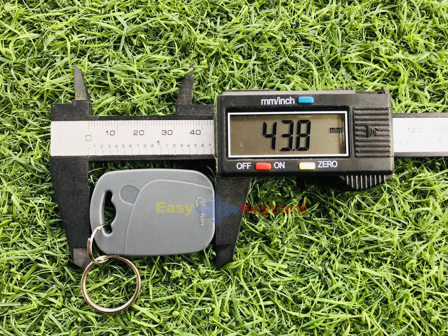 พวงกุญเเจคีย์การ์ด Keytag (Proximity 125Khz.) (เเบบสี่เหลี่ยม ยี่ห้อ mango)(สีเทา)