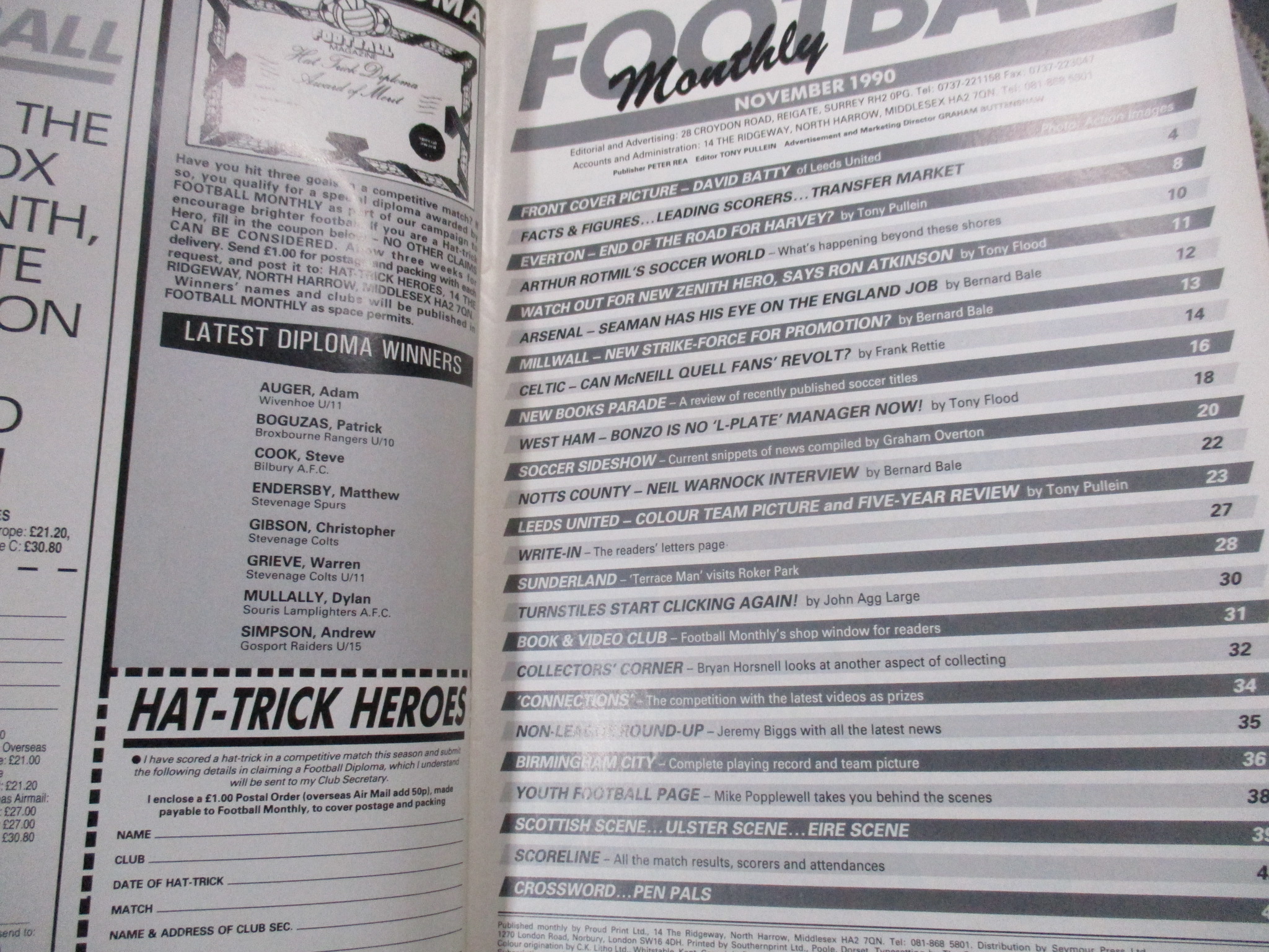 FOOTBALL MONTHLY VOL.16 NO.10 ---สตาร์ซอคเกอร์ ฟุตบอล