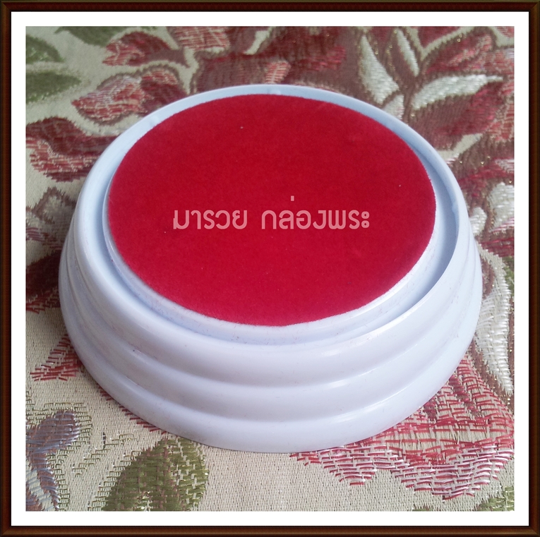 ครอบแก้วพระ ชุดฐานสีขาว กลม และ ฝาครอบวางองค์พระ