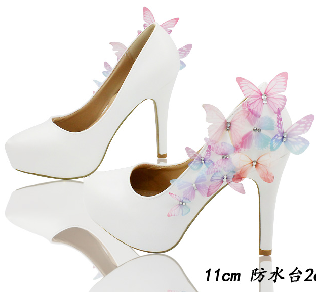รองเท้าคัทชูสีขาวแต่งผีเสื้อสวยหวาน ไซต์ 34-43 ส้นสูง 5.6 , 4.4, 2.8 นิ้ว