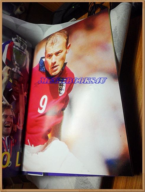 OC2402;นิตยสารฟุตบอลฮีโร่ ปี2543 ฉบับที่09มีโปสเตอร์หน้ากลาง