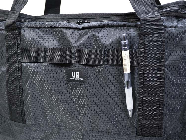 ❌เลิกจำหน่าย❌ Urban Research Antibacterial Duffle Bag กระเป๋าผ้าสีดำ กระเป๋าต้านแบคทีเรีย ใช้ใส่เสื้อผ้าเดินทาง หรือไปยิมได้ สำเนา