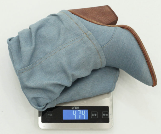 รองเท้าบูทคาวบอยผ้ายีนส์ ไซส์ 34-43 สีดำ/ฟ้า/น้ำเงิน