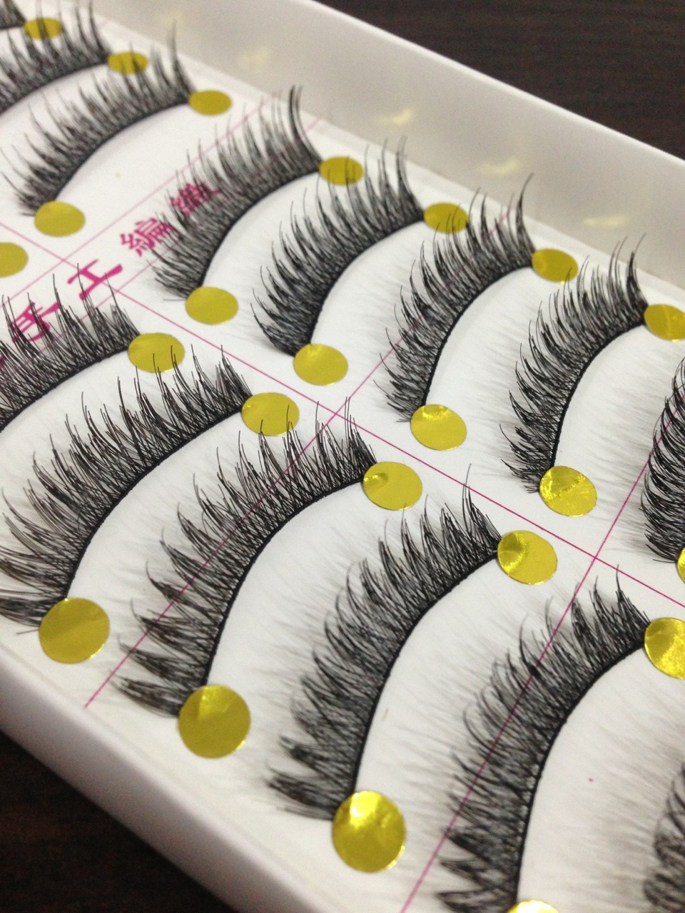 V-077 ขนตาเเกน(ไหม)(ราคาส่ง) ขั้นต่ำ 15 เเพ็ค คละเเบบได้