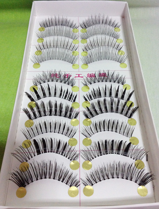 MIX-9# ขนตามิก (ขายปลีก) มี 10 คู่ 10 รุ่น (มีเปลี่ยนเเบบบางคู่บ้าง)