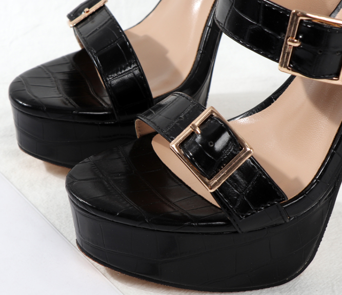รองเท้าส้นสูงแบบสวมหนังบุลาย ไซต์ 34-41 สีดำ/ขาว/น้ำตาล/กรม