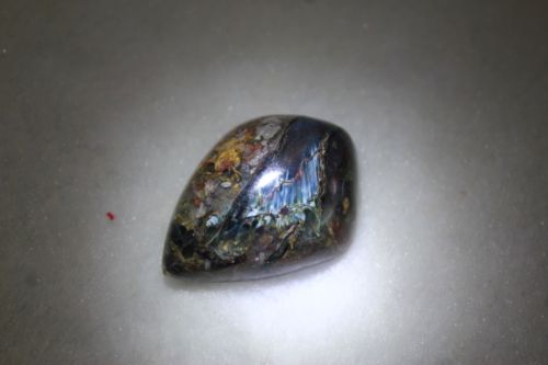 จี้หินบูลปีเตอร์ไซต์ ( Blue Pietersite)
