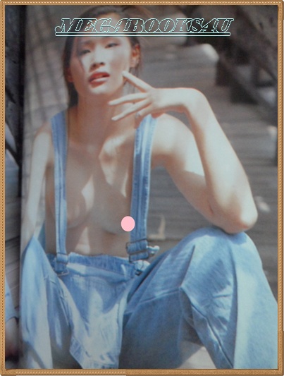 "FEEL" นางแบบ "TONGTA PARICHAT MISS BIGINY" สภาพดี 90%