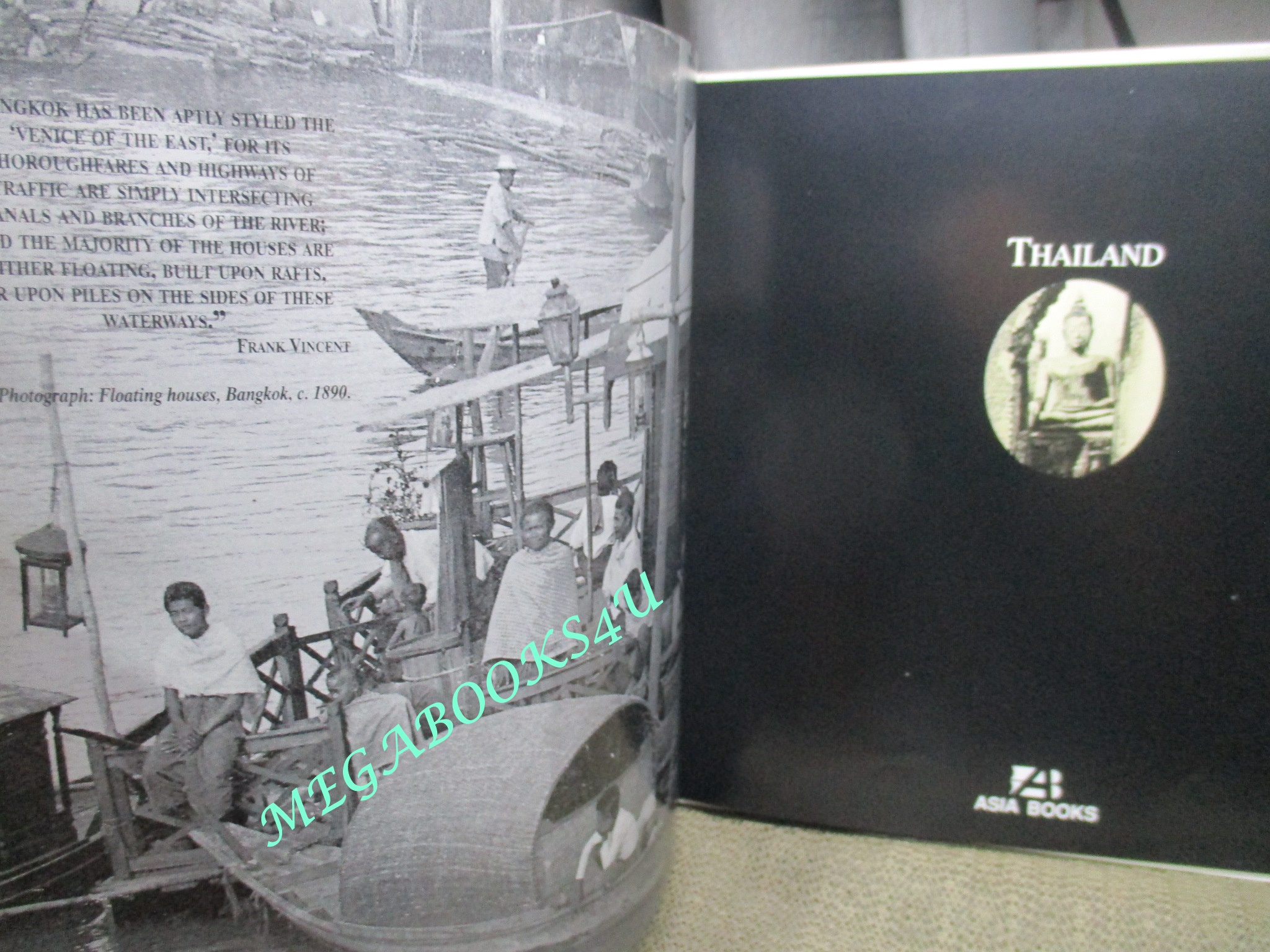 หนังสือ Thailand A traveller's companion (ปกแข็ง)