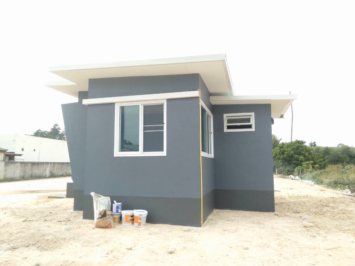 บ้านทรงโมเดิร์น ขนาด 3*5.5 ระเบียงรอบบ้าน