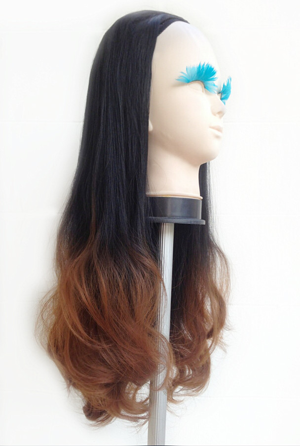 Half 16 วิกครึ่งหัวลอน รุ่นทำสีพิเศษ สีตามเเบบเท่านั้น สวยมากๆ คอนเฟิมจ้า ( ทรงผมเเละเส้นผมเหมือนจริงเกือบ 100% )