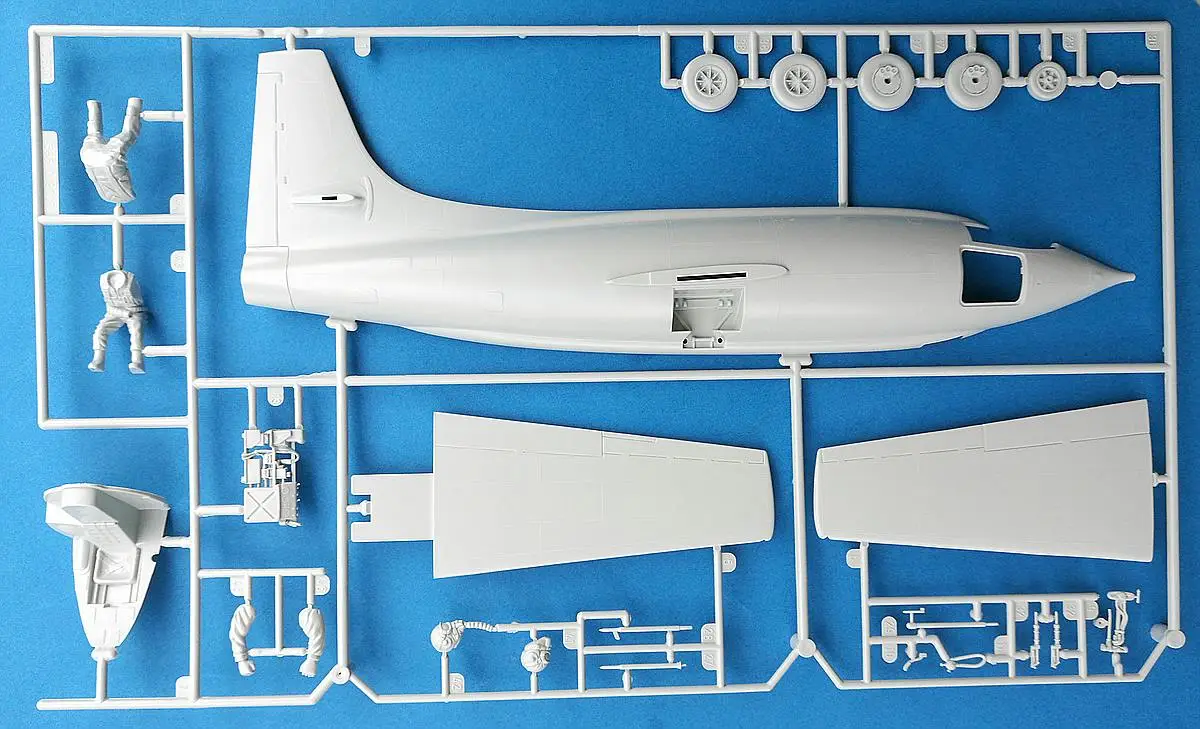 1/32 Bell X-1 Supersonic Aircraft