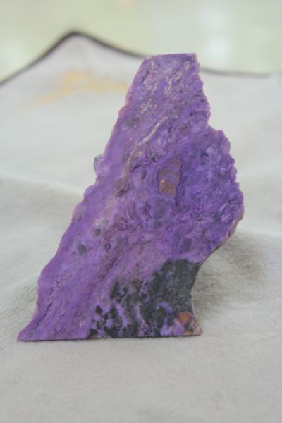ชารอยต์ ( Charoite )
