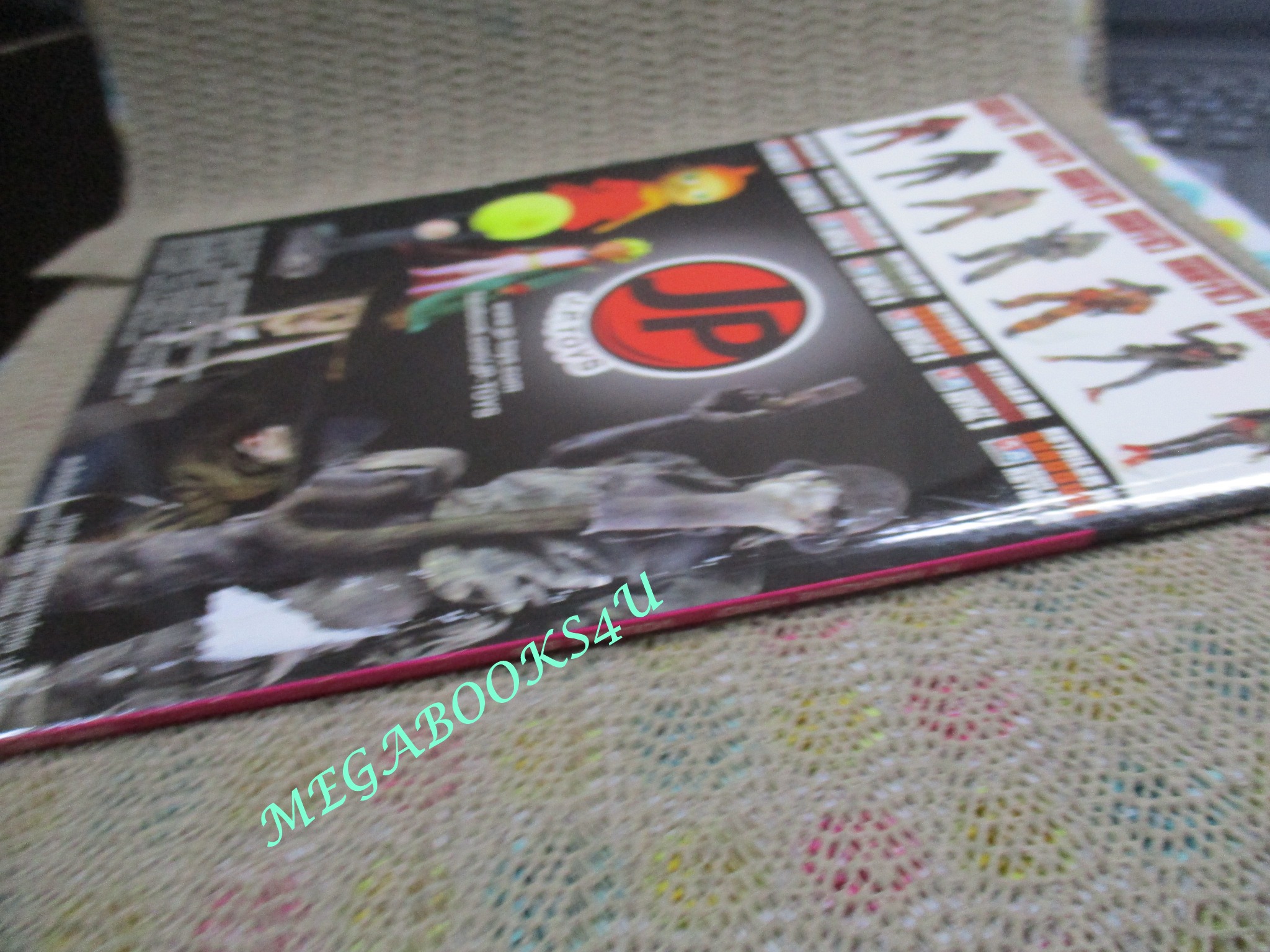 ทีวีแมกกาซีน HERO ฉบับที่026/2554 KAMEN RIDER FOURZE / ปกหลังมีรอยถลอก/