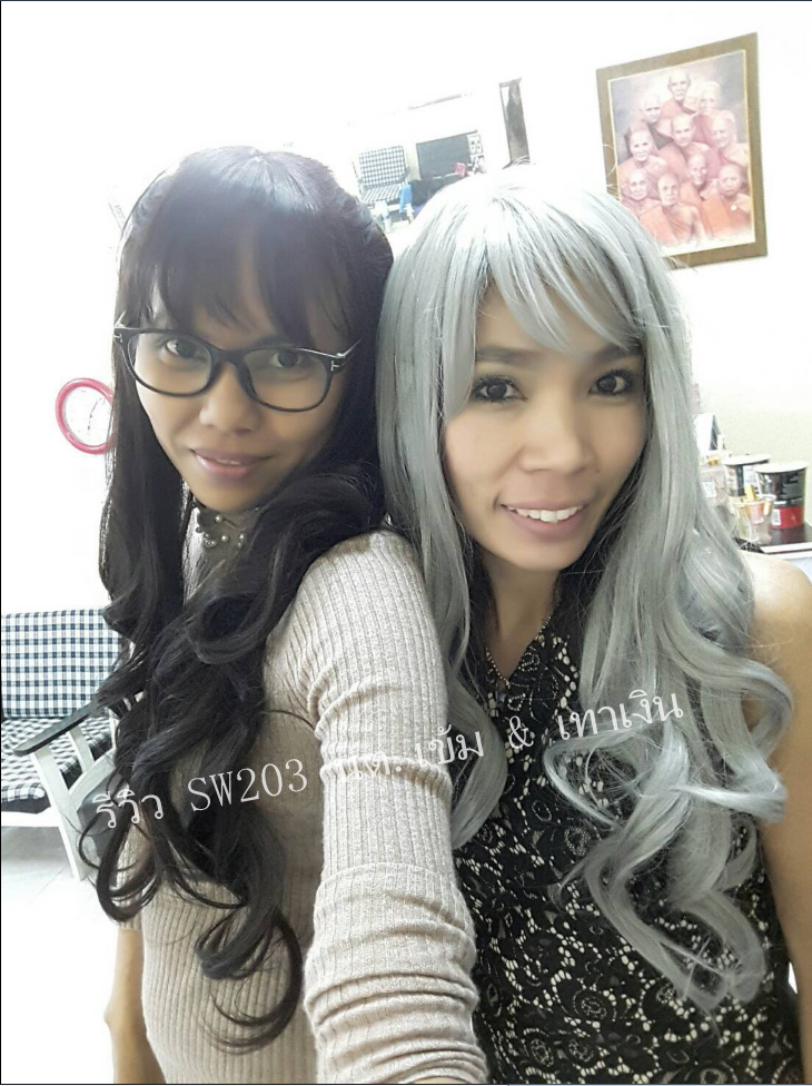 SW204 วิกผมหนังศรีษะกว้าง หน้าม้าซีทรู ผมยาวปลายลอนธรรมชาติ ผมสวยไม่หลอกตา หนังศรีษะเหมือนจริงมาก ใส่เนียนม๊ากมากคะ คอนเฟิมจ้า เส้นผมนุ่ม เส้นไม่มีความเงา ( ทรงผมเเละเส้นผมเหมือนจริงเกือบ 100% )