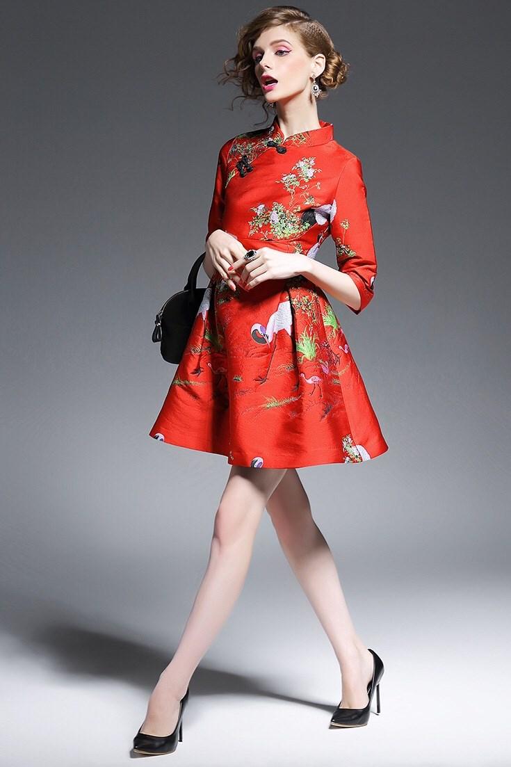 ***หมดค่ะ***เดรสผ้าไหมปักลายทรงสวย คอจีนแขนสามส่วน จับจีบเน้นช่วงเอวได้รูป ติดซิปด้านหลังใส่สบาย งานตัดเย็บเรียบร้อย เกรดพรีเมี่ยมค่ะ