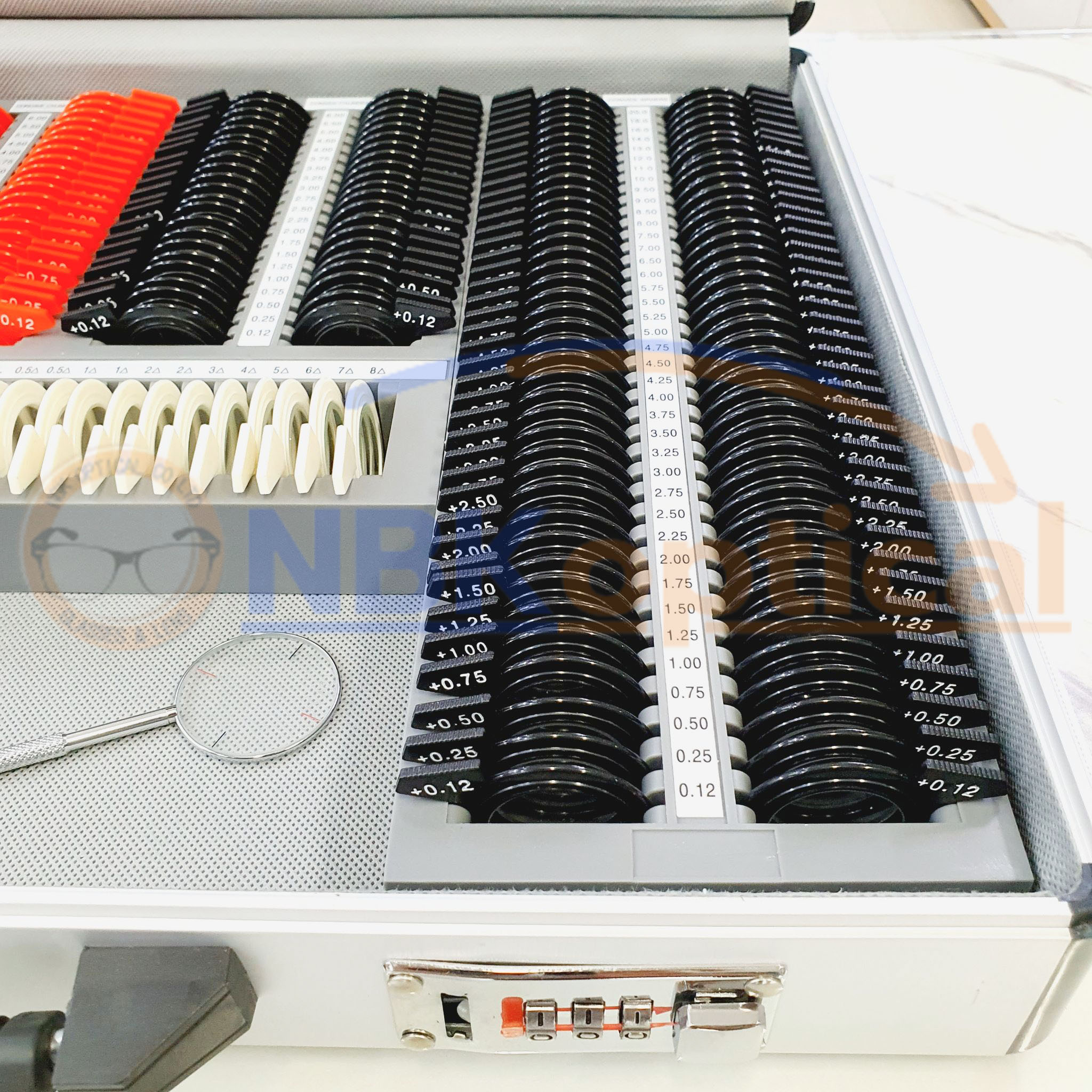 Trial lens set เลนส์เซ็ท ขอบพลาสติก เลนส์กระจก (PT L) +-2000 (กล่องอะลูมิเนียม) + (ครอสไซเลนส์เดอร์)