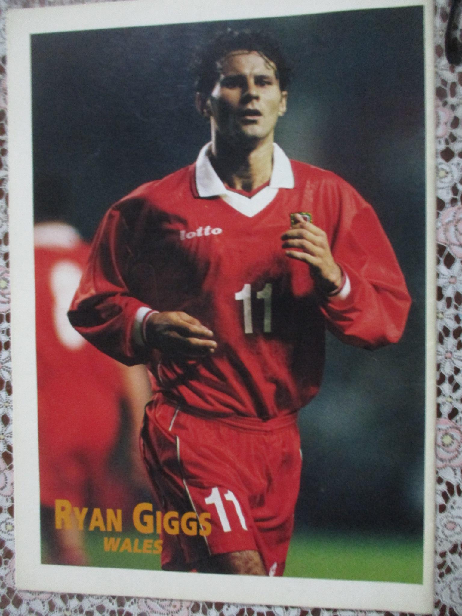 อัลบั้มภาพ จัมโบ้ สตาร์ซอคเกอร์ พรีเมียร์ บุนเดส กัลโซ่ ฉบับที่96 ปี2541 ตำหนิ หน้ากลางและแผ่นรองหน้ากลางไม่มี