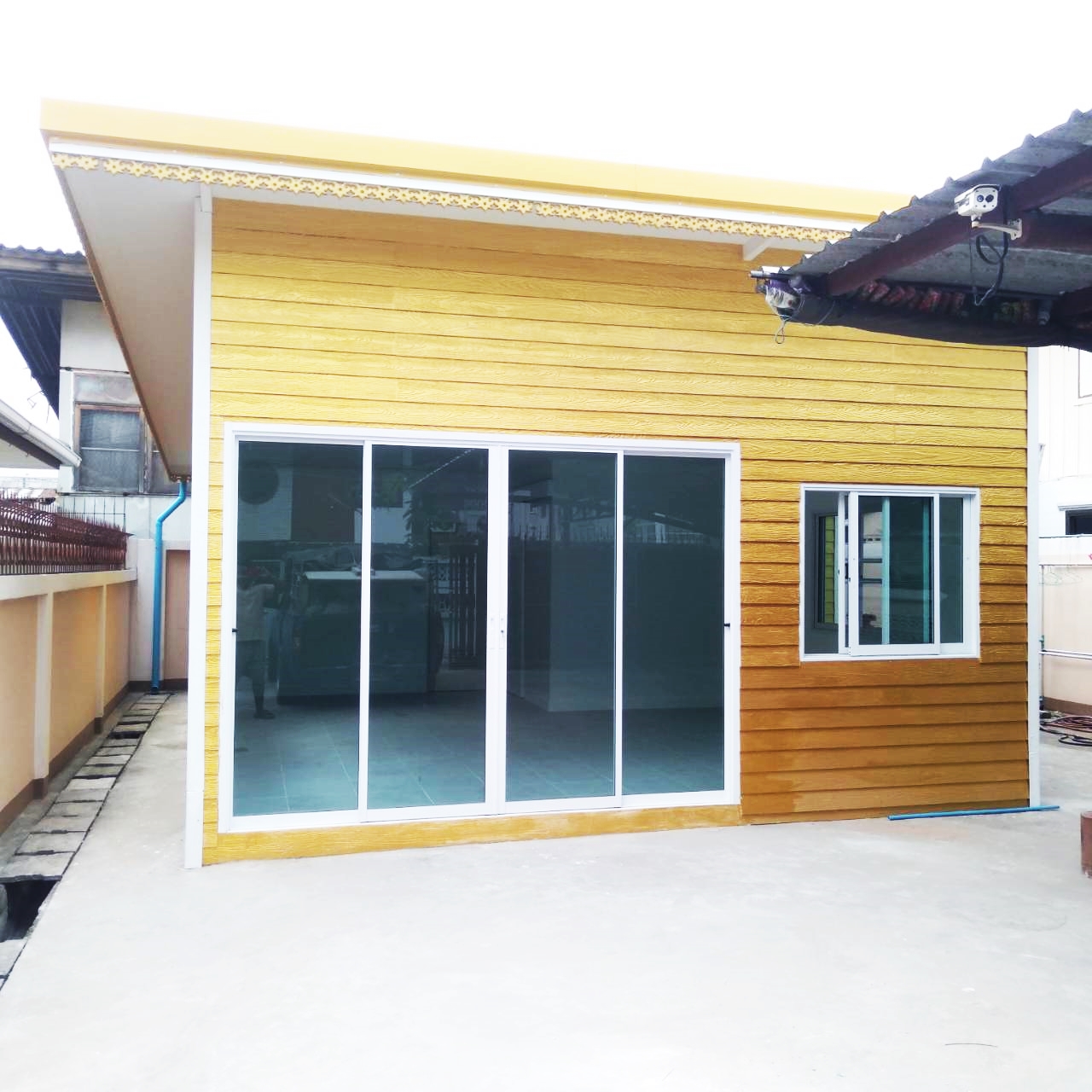 บ้านน็อคดาวน์ โครงสร้างเหล็ก ขนาด 6*7 เมตร ราคา 380,000 บาท