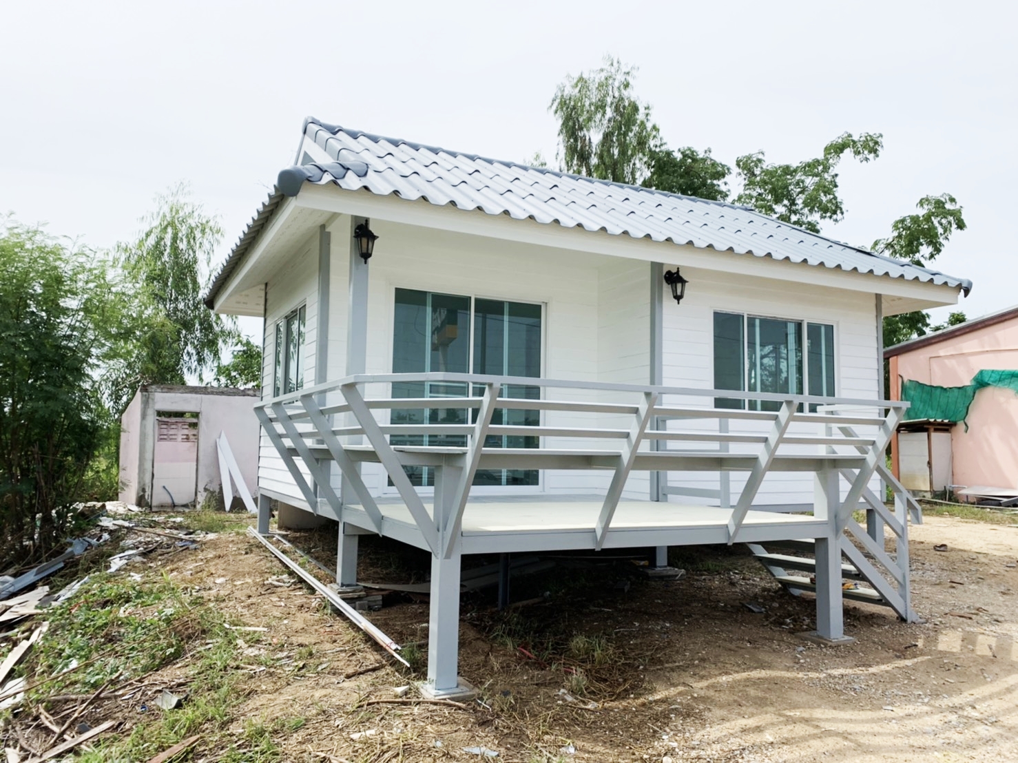 บ้านน็อคดาวน์ ขนาด 4*6 เมตร 1 ห้องนอน 1 ห้องโถง 1 ห้องน้ำ ราคา 320,000 บาท