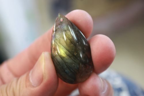 ลาบาโดไลท์ ( Labradorite )