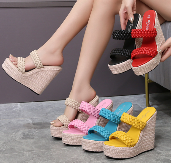 รองเท้าส้นเตารีดแบบสวม ไซส์ 34-43 สีดำ/แดง/ครีม/ฟ้า/ชมพู/เหลือง