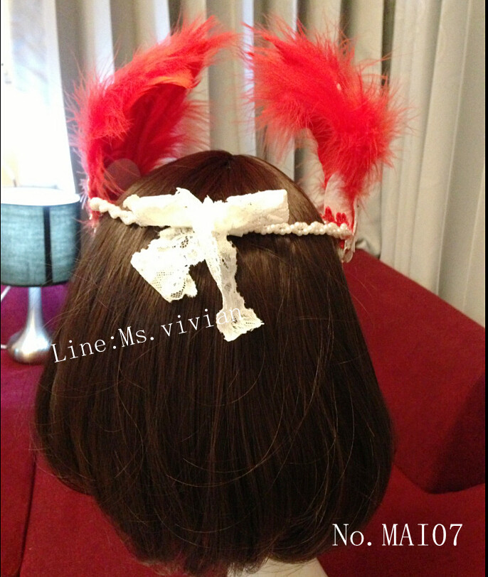 MAI07 มงกุฎขนฟู (งาน handmade)**สินค้ามีจำกัดในเเต่ละล๊อต**
