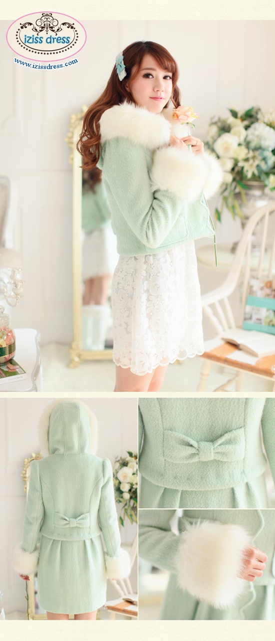 ***พร้อมส่ง size s ค่ะ***เสื้อโค้ทกันหนาวสีเขียวอ่อน แขนและฮู้ดรอบล้อมด้วนขนเฟอร์สีขาว ติดกระดุมซ่อน แบ่งเป็นตัวเสื้อและกระโปรงใส่แยกชิ้นได้ค่ะ สวยหวานเหมือนแบบค่ะ
