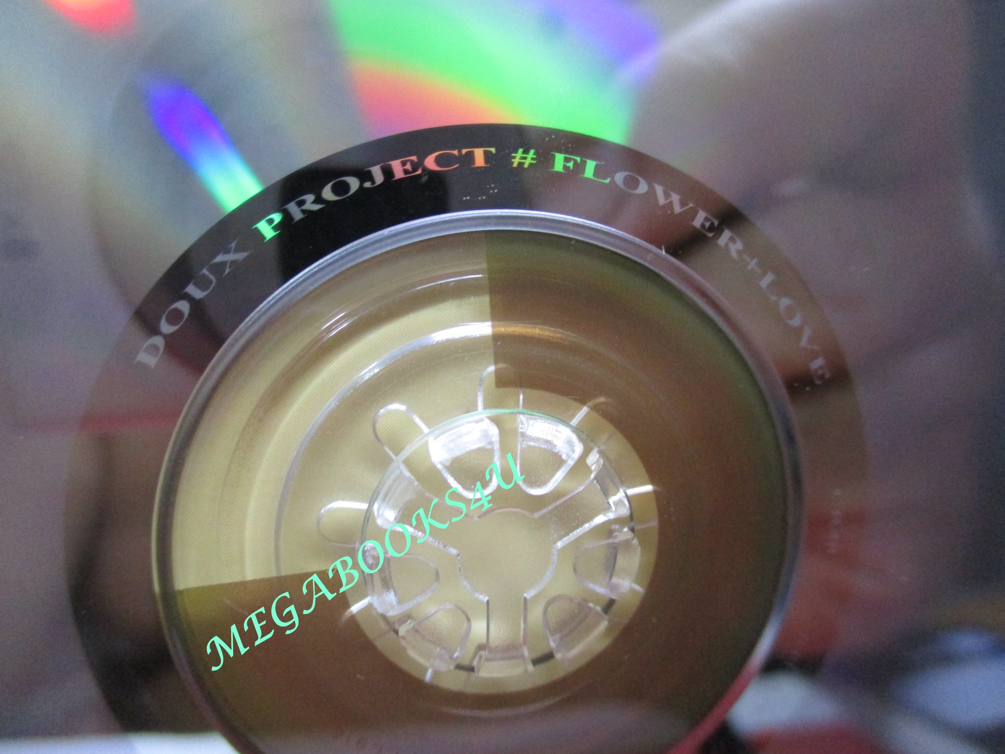 ซีดีเพลงไทยสากล Flower + Love : The First Number of Doux Project // ปก และ แผ่นมีรอยเล็กน้อย