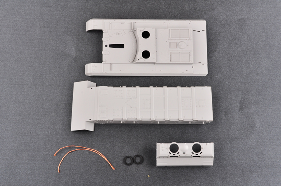 1/35 Soviet 2S7 Self-Propelled Gun