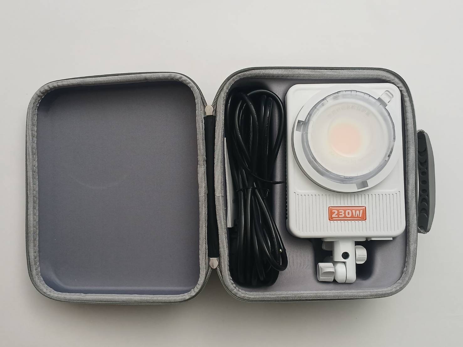 ExpertiQ 230W RGB Color LED Set 1X