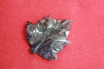 ใบเมเปิ้ลฟลูออไรท์ (Fluorite)