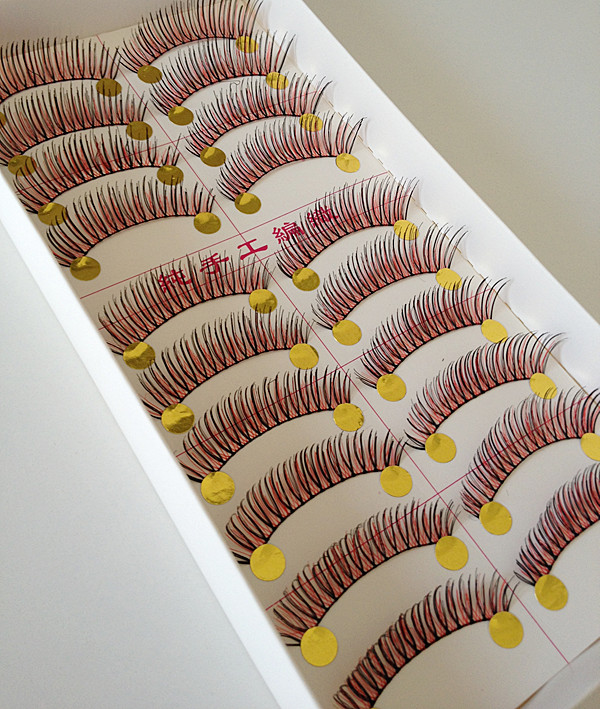 V-F5 ขนตา (ขายปลีก) เเพ็คละ 10 คู่