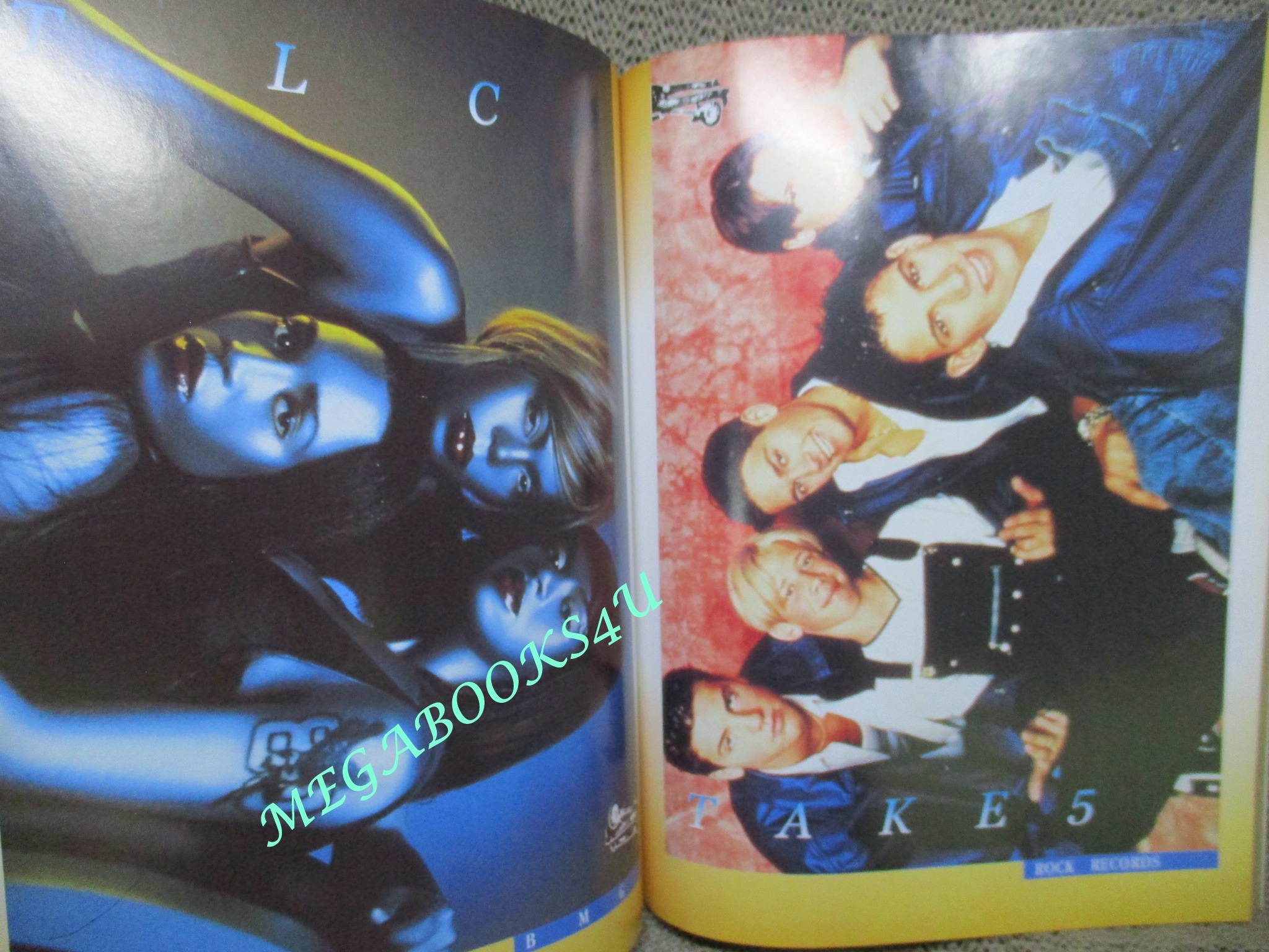 หนังสือเพลงพร้อมคอร์ดกีตาร์ เดอะกีต้าร์ THE GUITAR ฉบับที่303 ปี2541