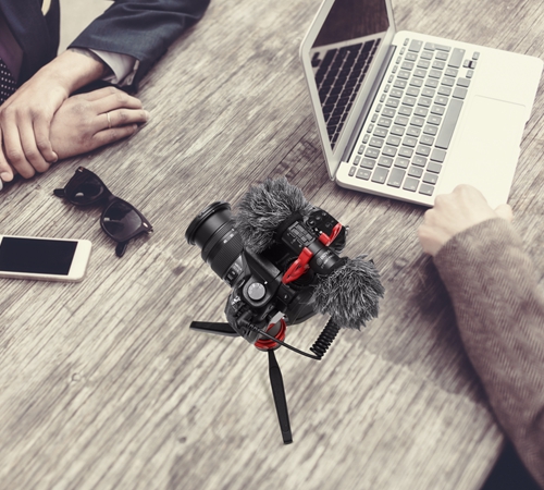 BOYA BY-MM1 PRO Dual microphone on-camera microphone for Smartphone and DSLRs