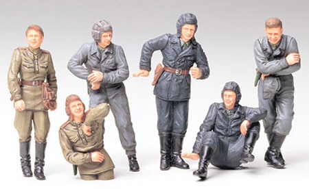1/35 Russian Army Tank Crew At Rest