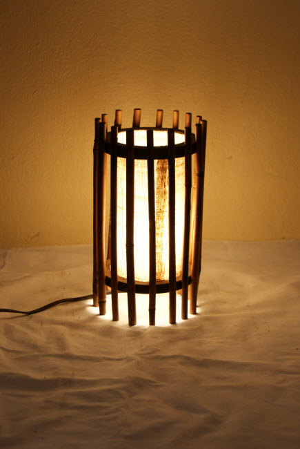 โคมไฟไม่ไผ่ตั้งโต๊ะ Bamboo Table Lamp