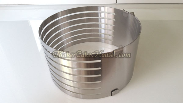ที่สไลด์เค้กสแตนเลสปรับขนาดได้ ( ขนาดเค้ก 2-3 ปอนด์ )
